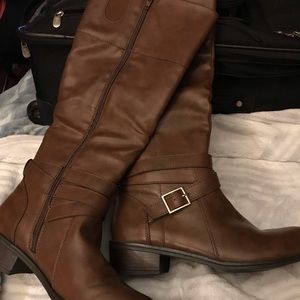 9 1/2 knee boot AZ Jean co